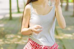 开云体育app-高原飓风与暗夜星火，2026世界杯四分之一决赛，厄瓜多尔以地心引力压制秘鲁，加维用十分钟定义不朽