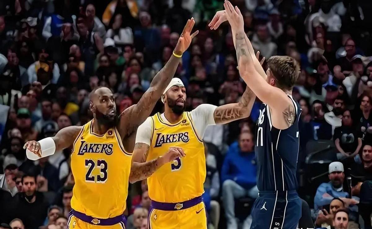 湖人完胜快船，约基奇一己之力扛起全队的简单介绍