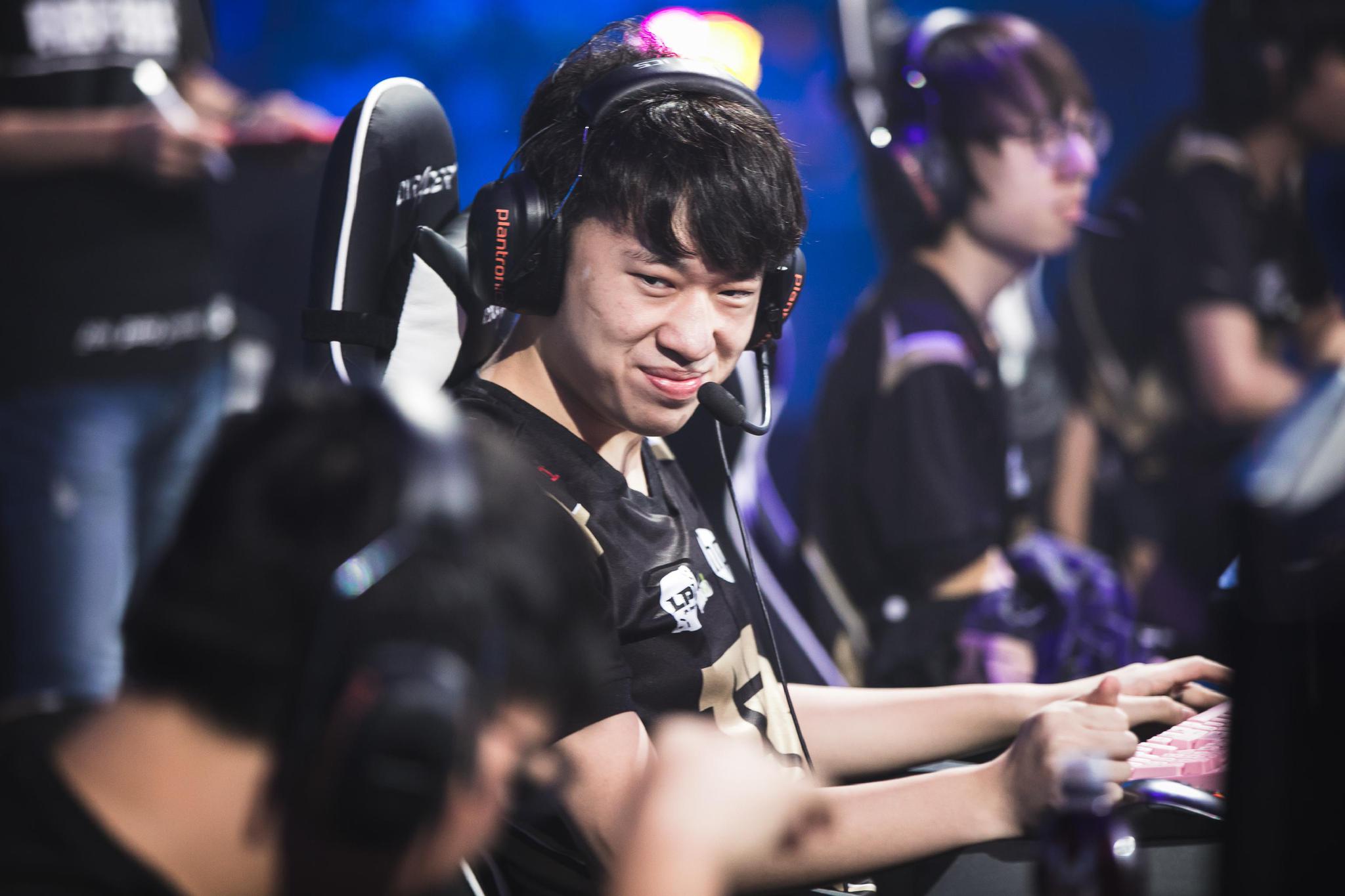 Misfits爆冷RNG,Xiaohu统治全场的简单介绍 Misfits爆冷RNG,Xiaohu统治全场的简单介绍