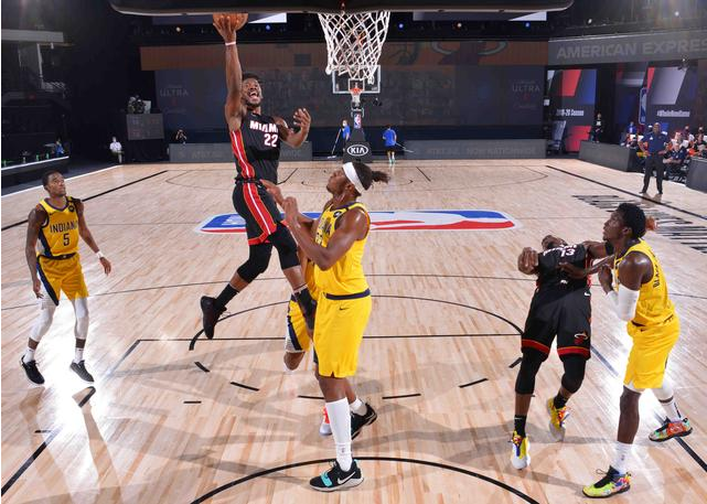 菲律宾男篮鏖战热火B队,戈贝尔三分雨点燃全场 菲律宾男篮鏖战热火B队,戈贝尔三分雨点燃全场