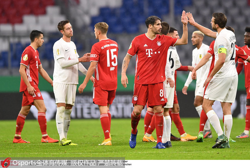 德国队轻取法国队,黄鸭组合高光表现 德国队轻取法国队,黄鸭组合高光表现