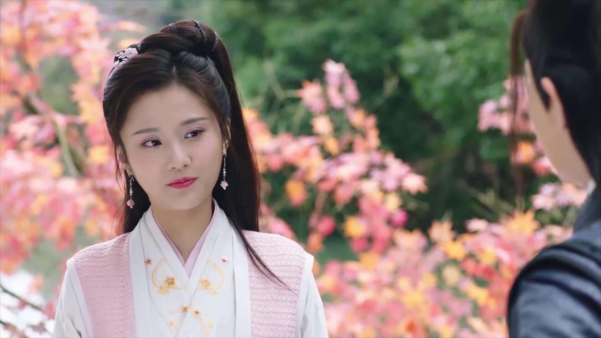 史上最冷门胜利，哈斯奇迹般完胜红牛二队，拉塞尔七次超车创赛季新高