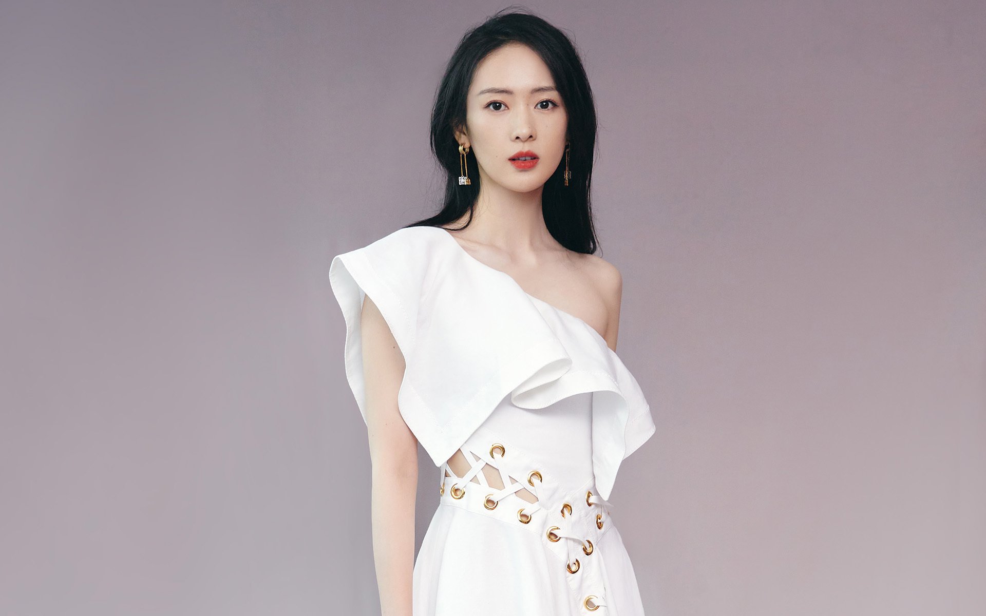 次元壁的裂隙,当三笘薰的足球灵魂在NBA总决赛接管比赛